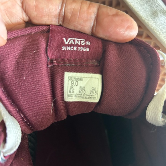 Women’s shoes - Picture 3 of 5